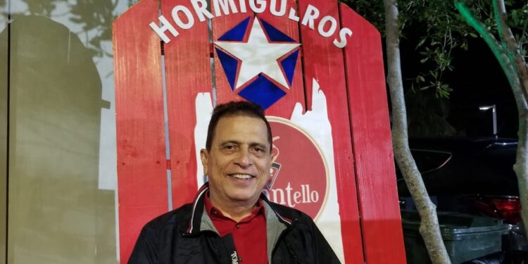 Herminio de Jesús celebra 60 años de carrera musical con un gran concierto 