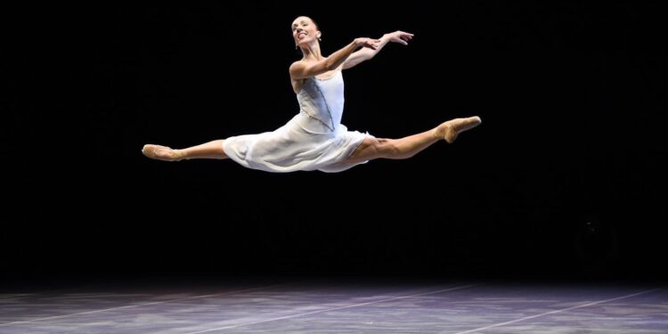Ballet Concierto cierra su 45º aniversario con «Carmen» y una gran gala