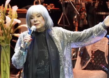 Lucecita está de vuelta con “Claro y musical”