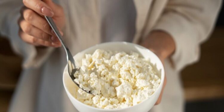 ¿Kéfir o yogur? Se parecen, pero no son iguales