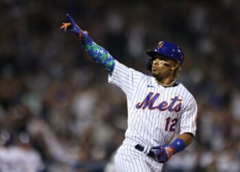 Lindor cambió la recta por el rebote: recuperación con acento australiano