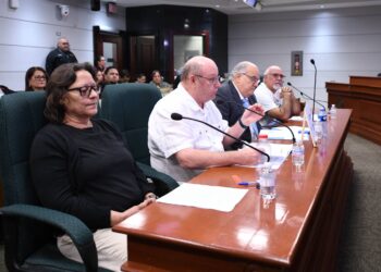 Advierten sobre impacto ambiental negativo para personas de edad avanzada
