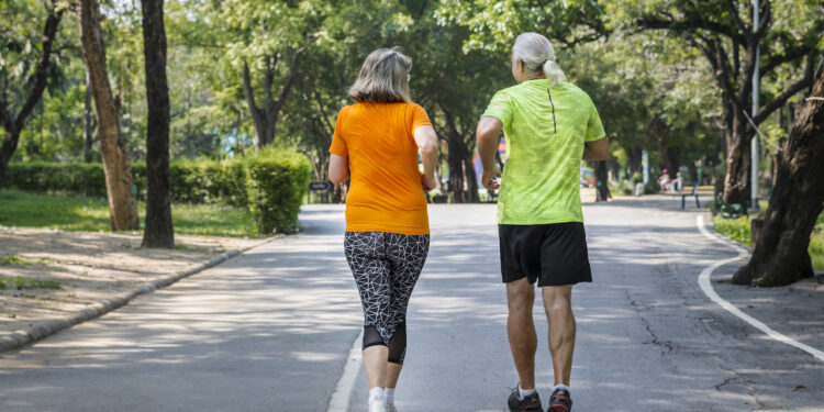 No lo pienses más y sal a caminar