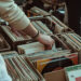 Vinilo vs. digital: ¿cuál suena mejor?
