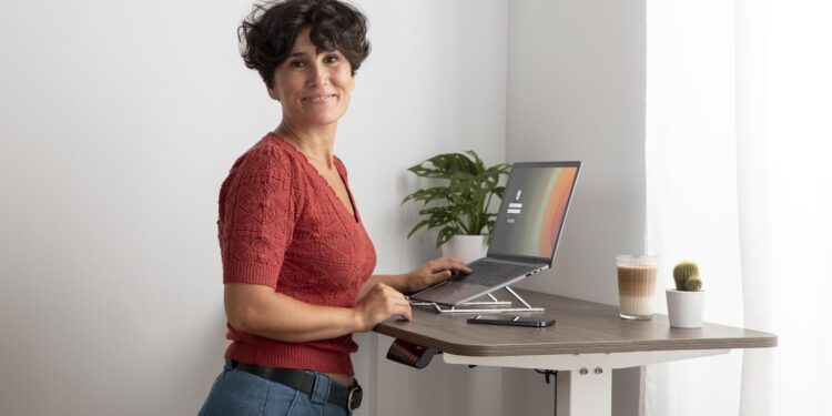 ¿De verdad es mejor trabajar de pie?
