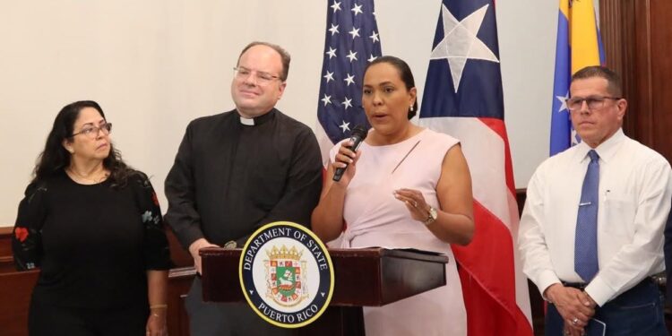 Abren centros de acopio para brindar ayuda a Venezuela