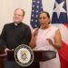 Abren centros de acopio para brindar ayuda a Venezuela