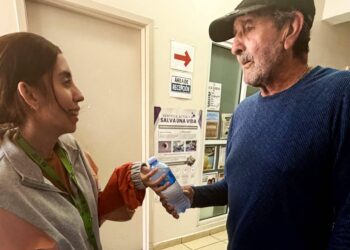 Piden establecer oasis para personas sin hogar y adultos mayores