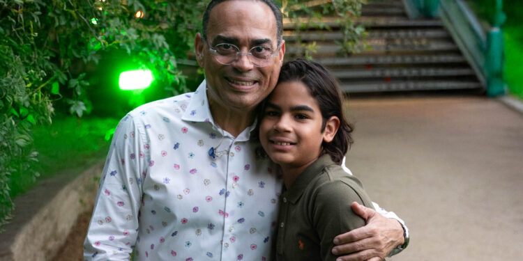 Gilberto Santa Rosa comparte su mejor “Consejo de un Abuelo”