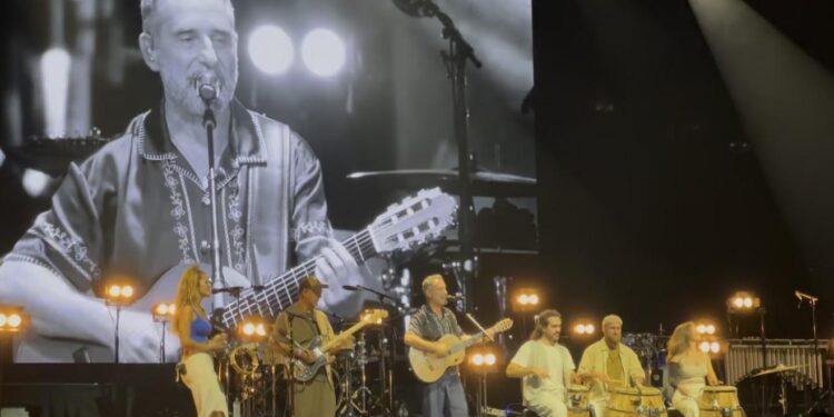 Retumbaron los tambores al ritmo de Jorge Drexler