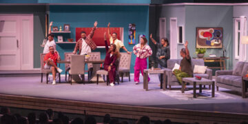 “Qué Loca Familia” se muda de teatro