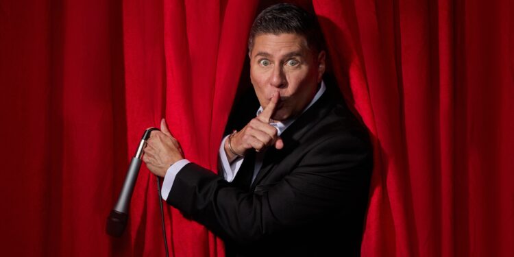 Abren nuevas funciones de “El Late Night con Raymond Arrieta”