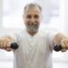 Caminar es bueno, pero no es suficiente; hay que proteger la fuerza muscular