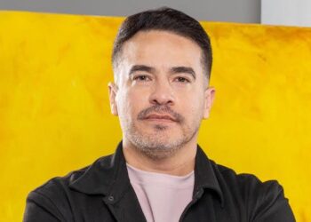 Artista cagüeño Yavier Hidalgo exhibirá sus obras en Mónaco