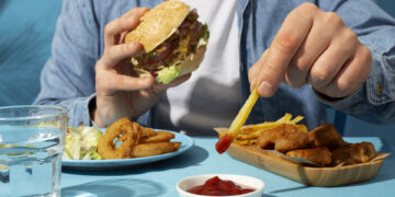 Consumo de alimentos ultraprocesados eleva el riesgo de enfermedades crónicas